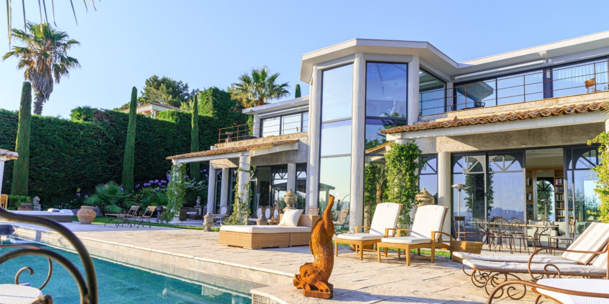 superb villa in Cannes