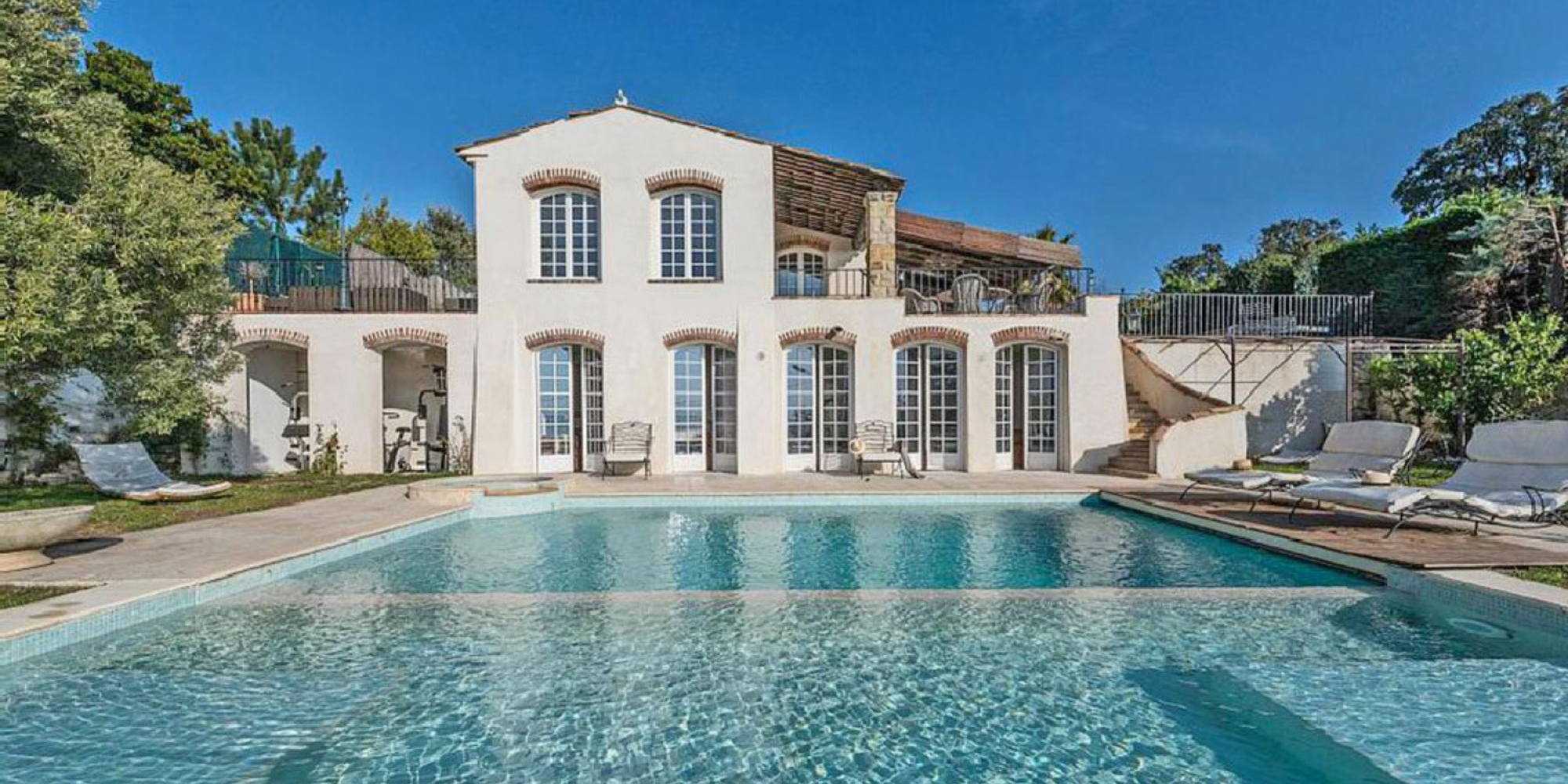 Villa sur la colline à Cannes