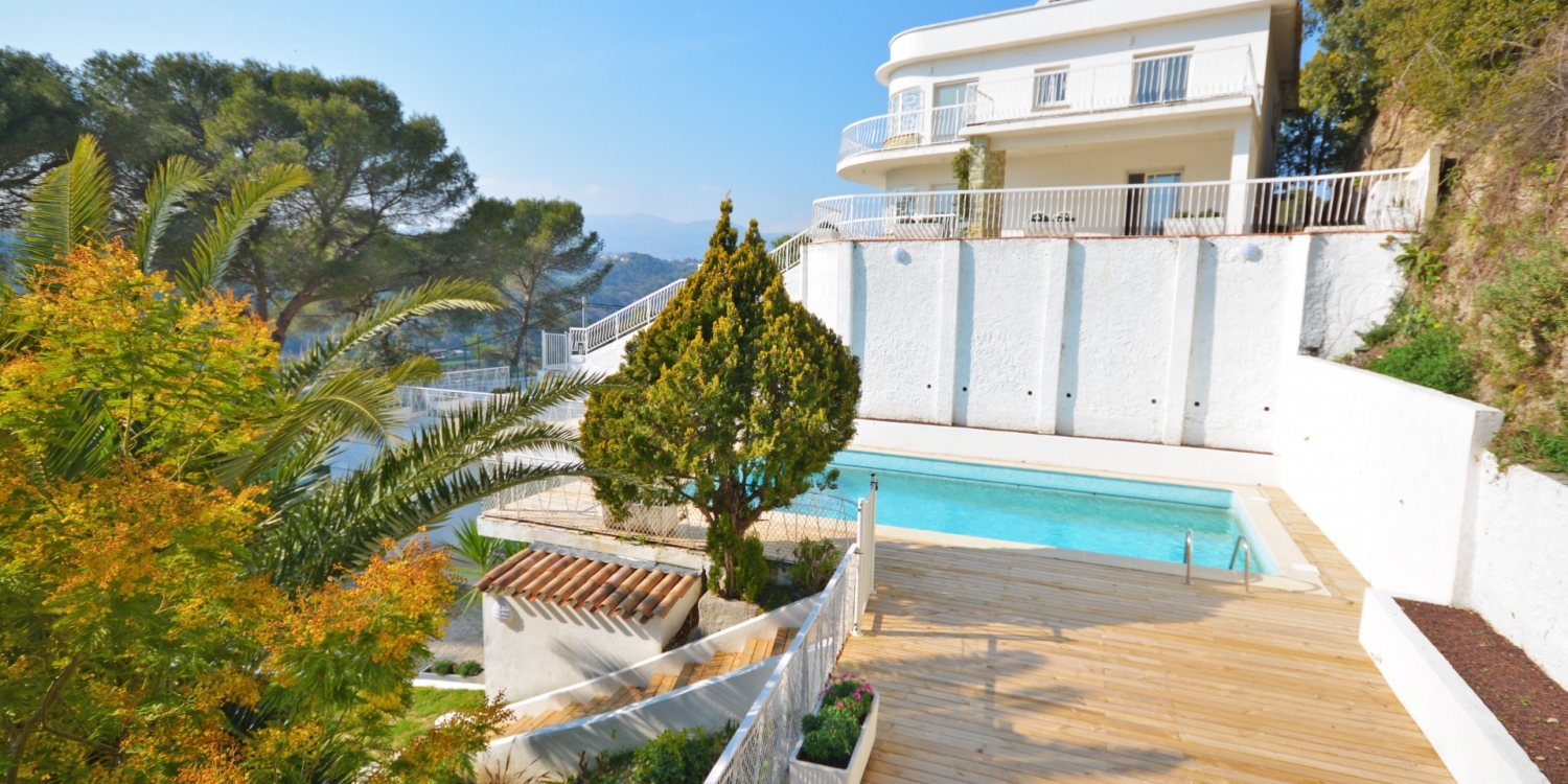 Photo 0 - Belle villa avec terrasse, piscine et tennis privés - 