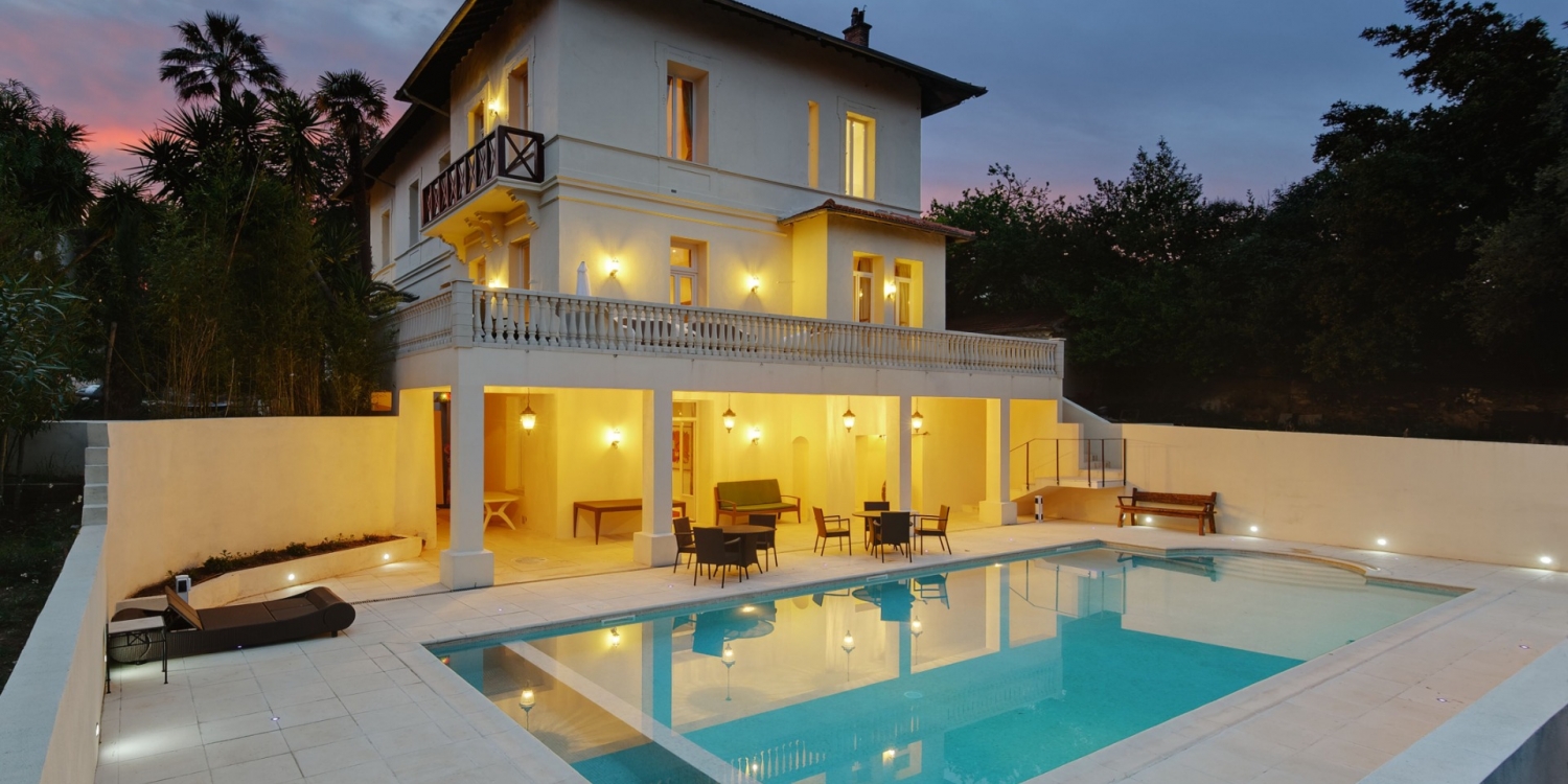 Photo 1 - Villa au centre de Cannes, grand espace piscine, parfait pour recevoir, à 10 minutes à pied du Palai - 