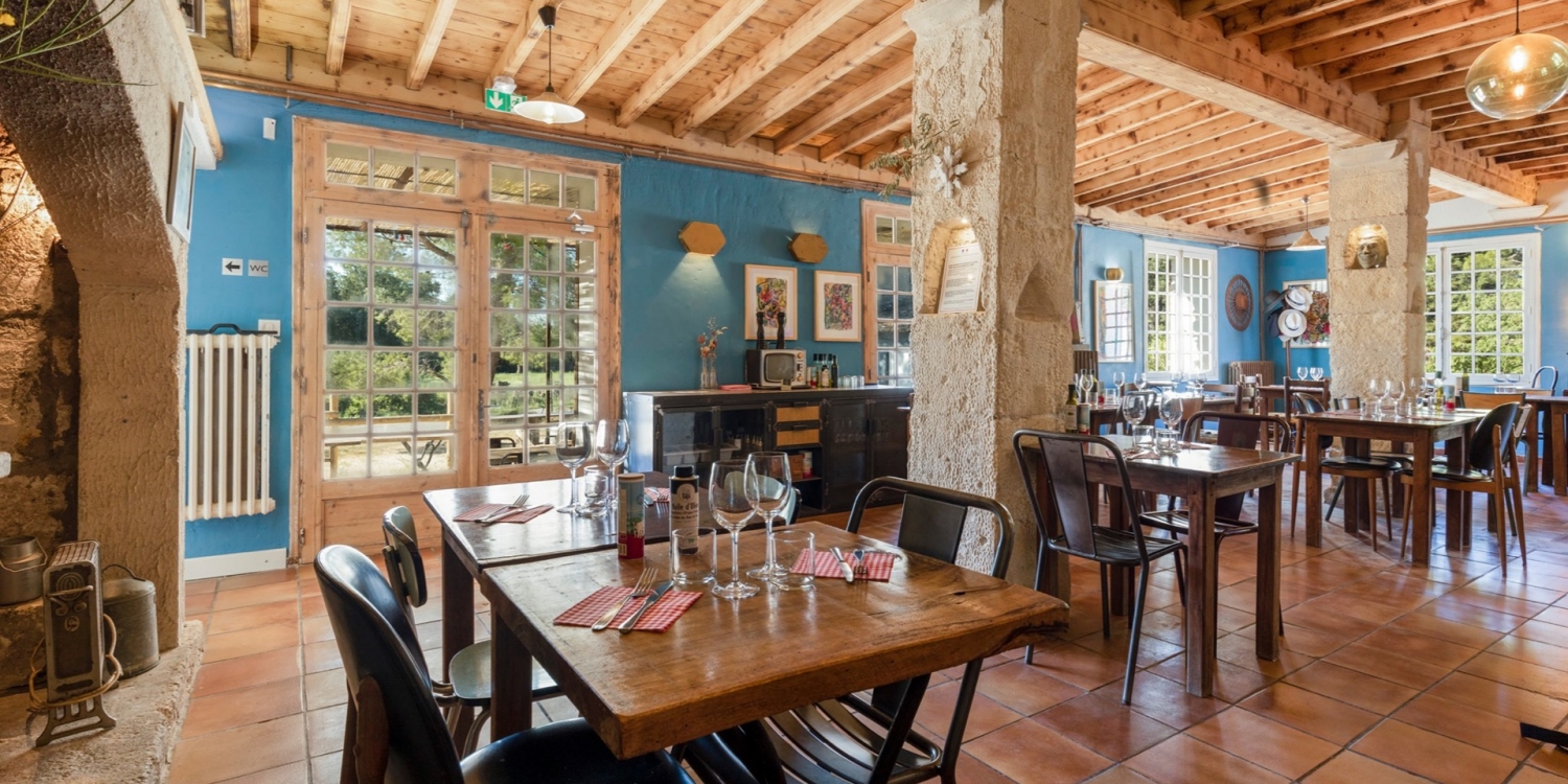 Photo 1 - Restaurant dans un Mas Provençal au coeur des Alpilles - 