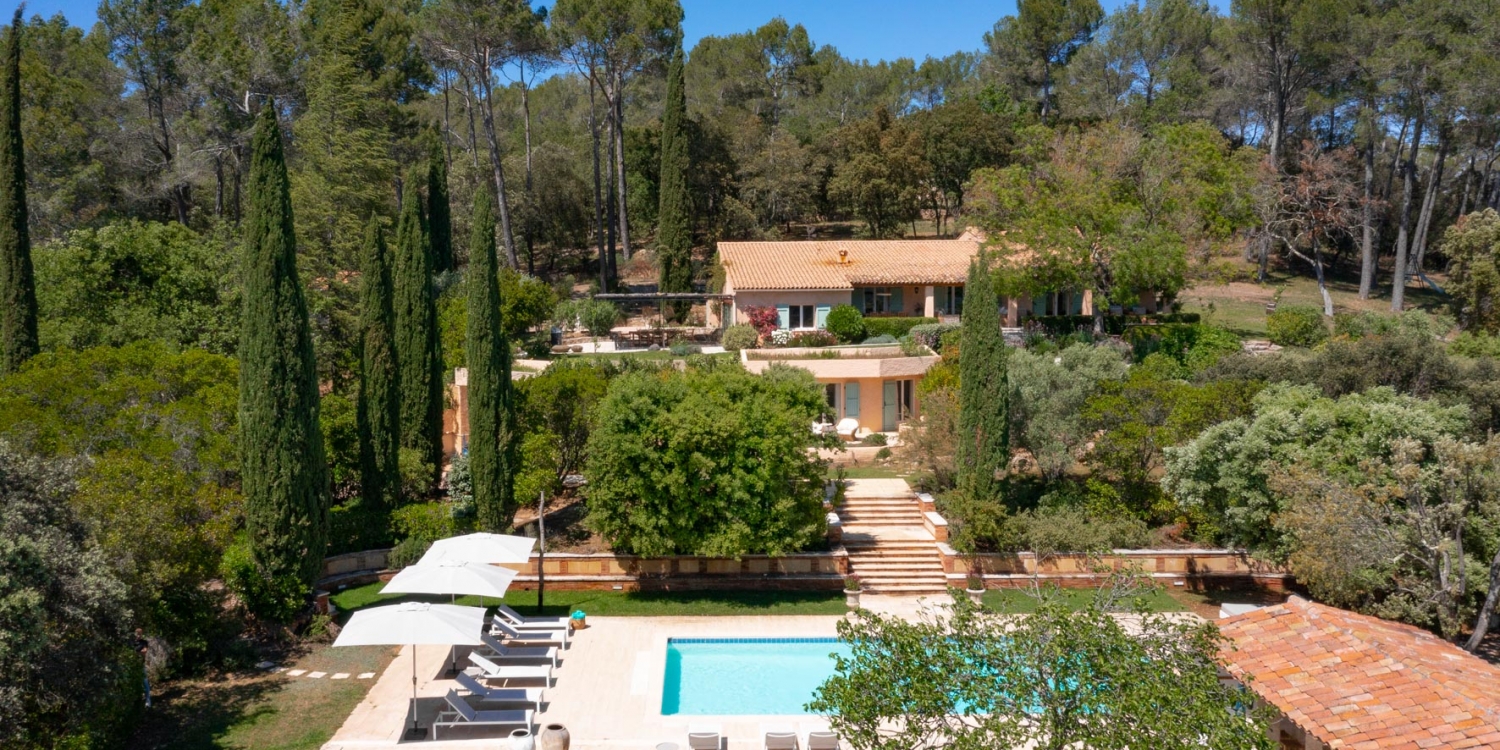 Photo 0 - Villa spacieuse avec une vue imprenable et une piscine - Le domaine et ses 20 hectares de terrain
