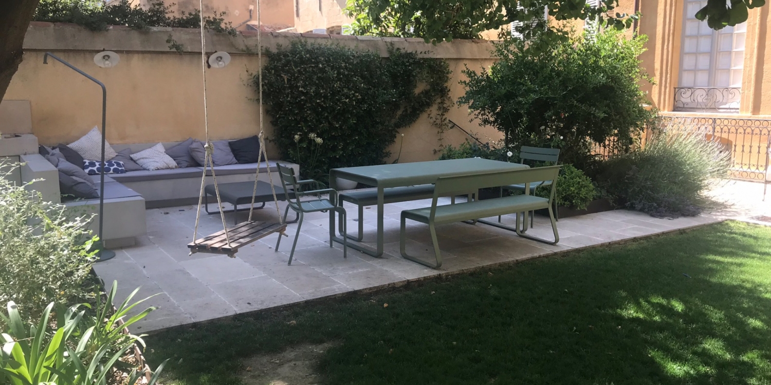 Photo 10 - Apartment with garden in the Mazarin district of Aix-en-Provence - Coin repas jardin