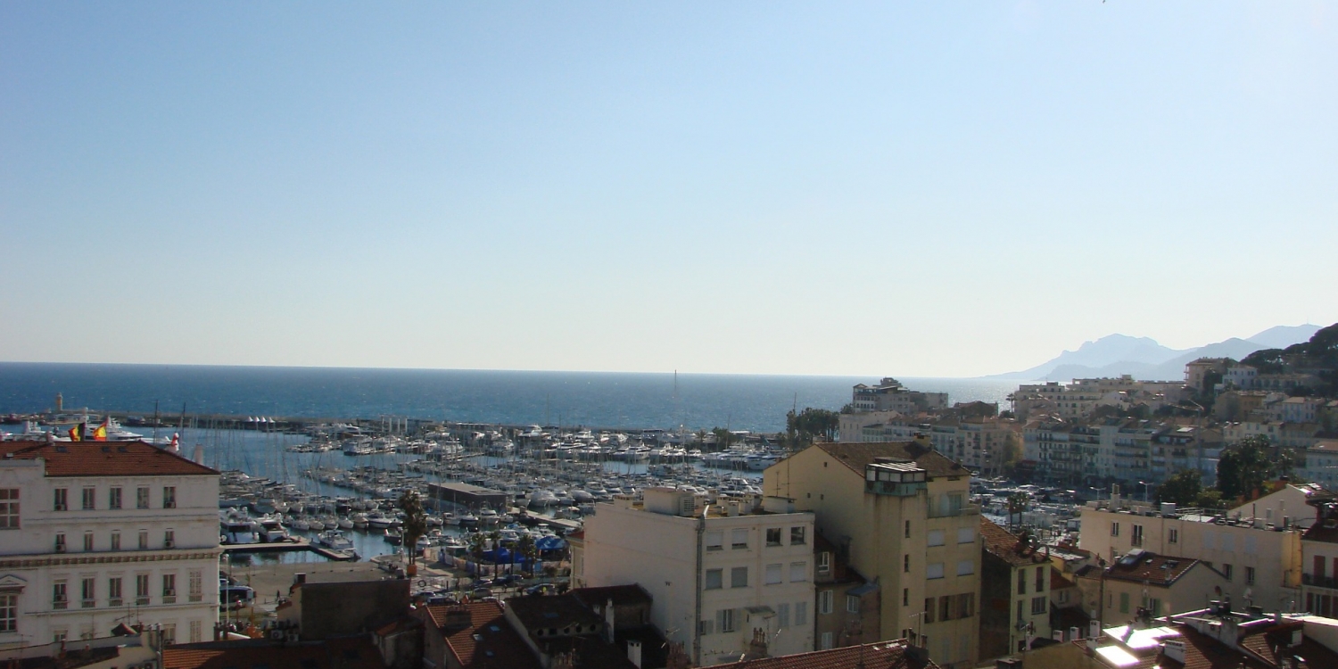 Photo 0 - Large rooftop terrace, seaview - La vue mer et ville de Cannes