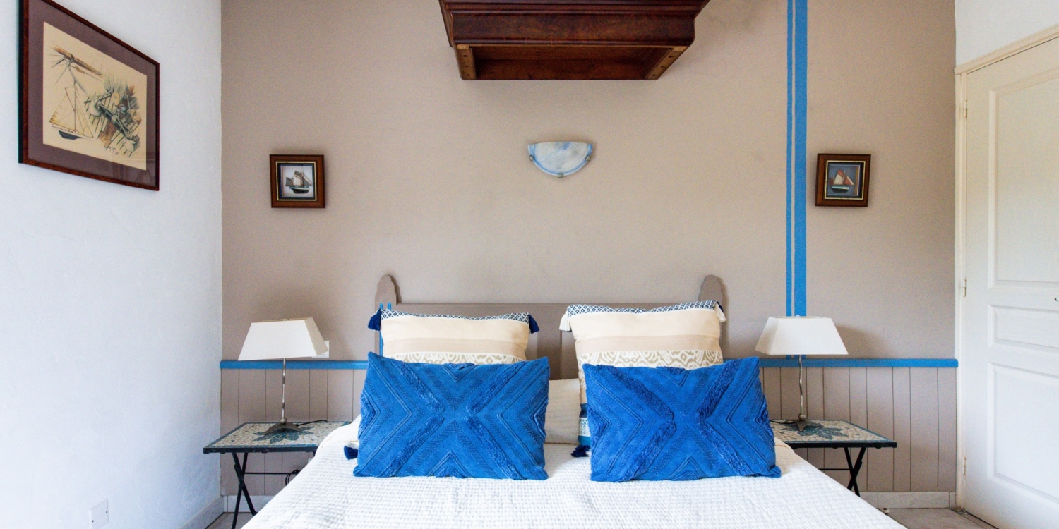 Photo 5 - Provençal guest house, old sheepfold - Chambre marine 