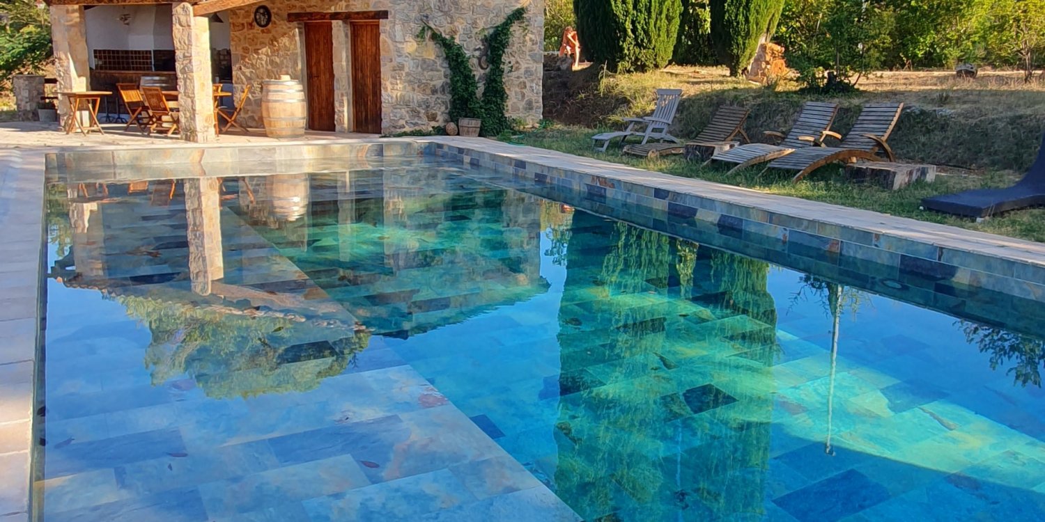 Photo 0 - Domaine Ancien Moulin à huile du 17ème siècle en Provence - L'espace piscine