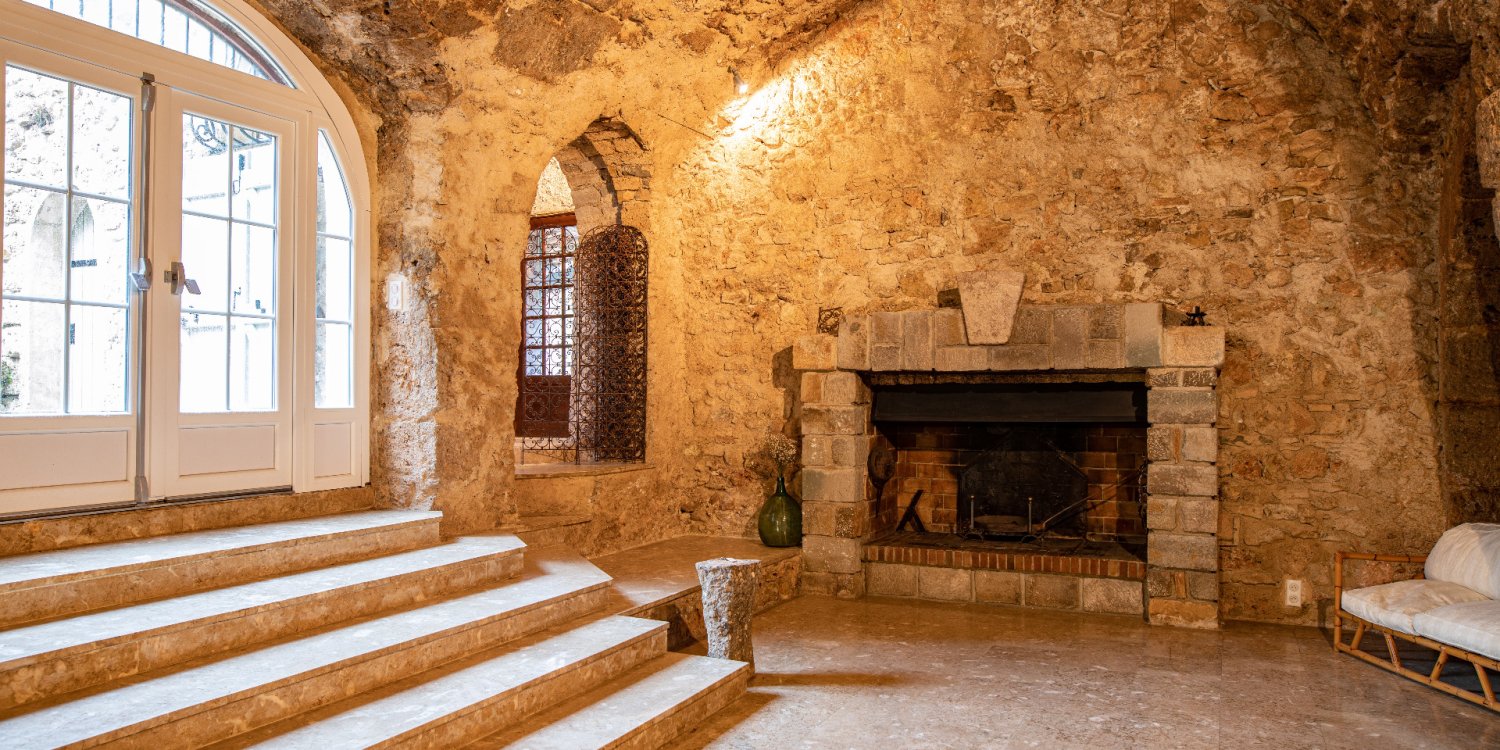Photo 16 - Domaine Ancien Moulin à huile du 17ème siècle en Provence - La cheminée du moulin ne vous laissera pas indiferent