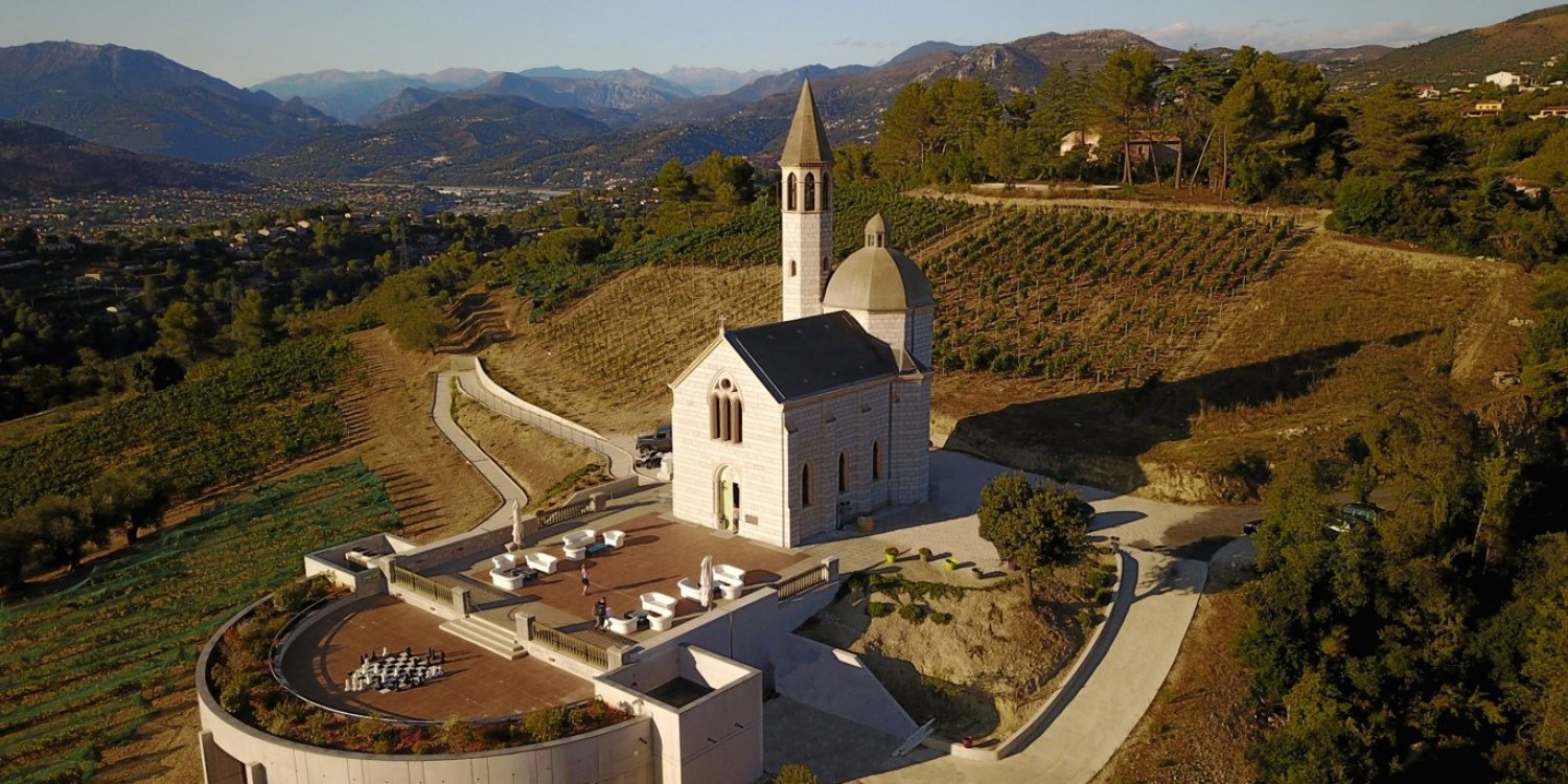 Photo 0 - Magnifique domaine viticole avec une vue panoramique sur les Alpes et la mer Méditerranée - 
