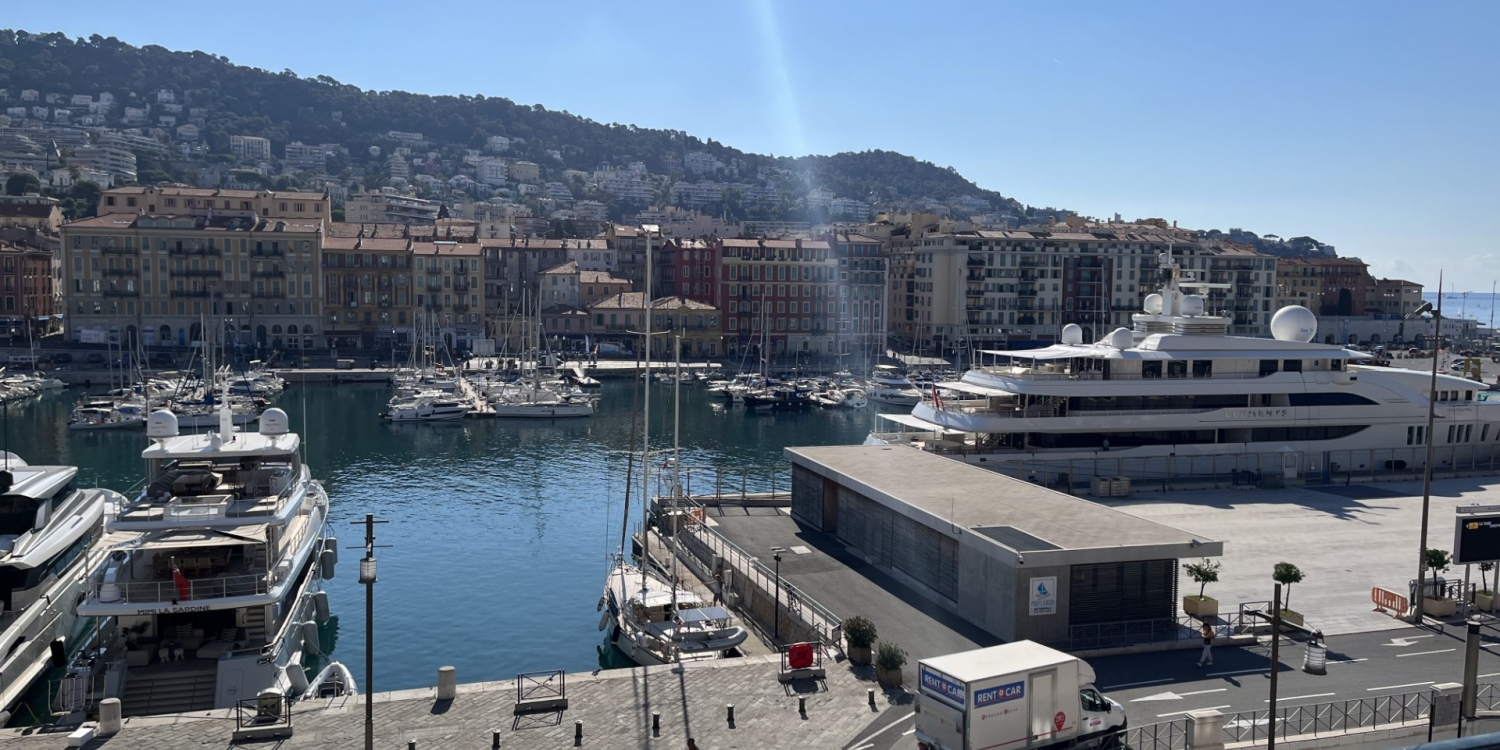 Photo 0 - Appartement Port de Nice, vue mer - La vue