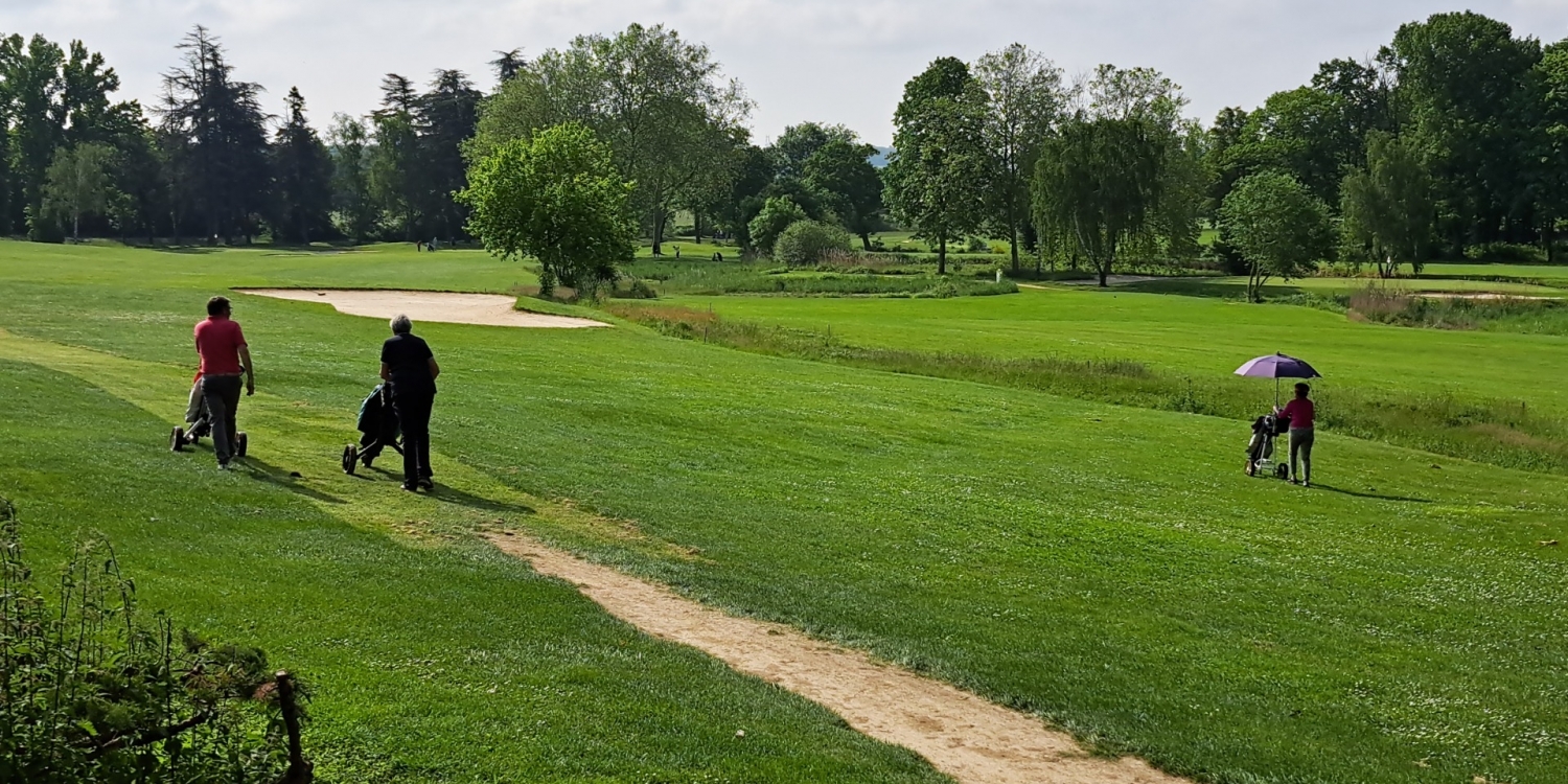Photo 1 - Friendly sousplex on a Dombes golf course - Organisation d'initiation au Golf