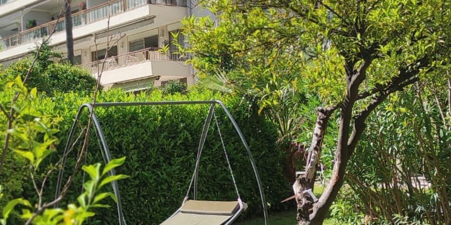 Photo 1 - Appartement 115 m² avec terrasse et jardin privé de 1200 m² Cannes hyper centre  - 