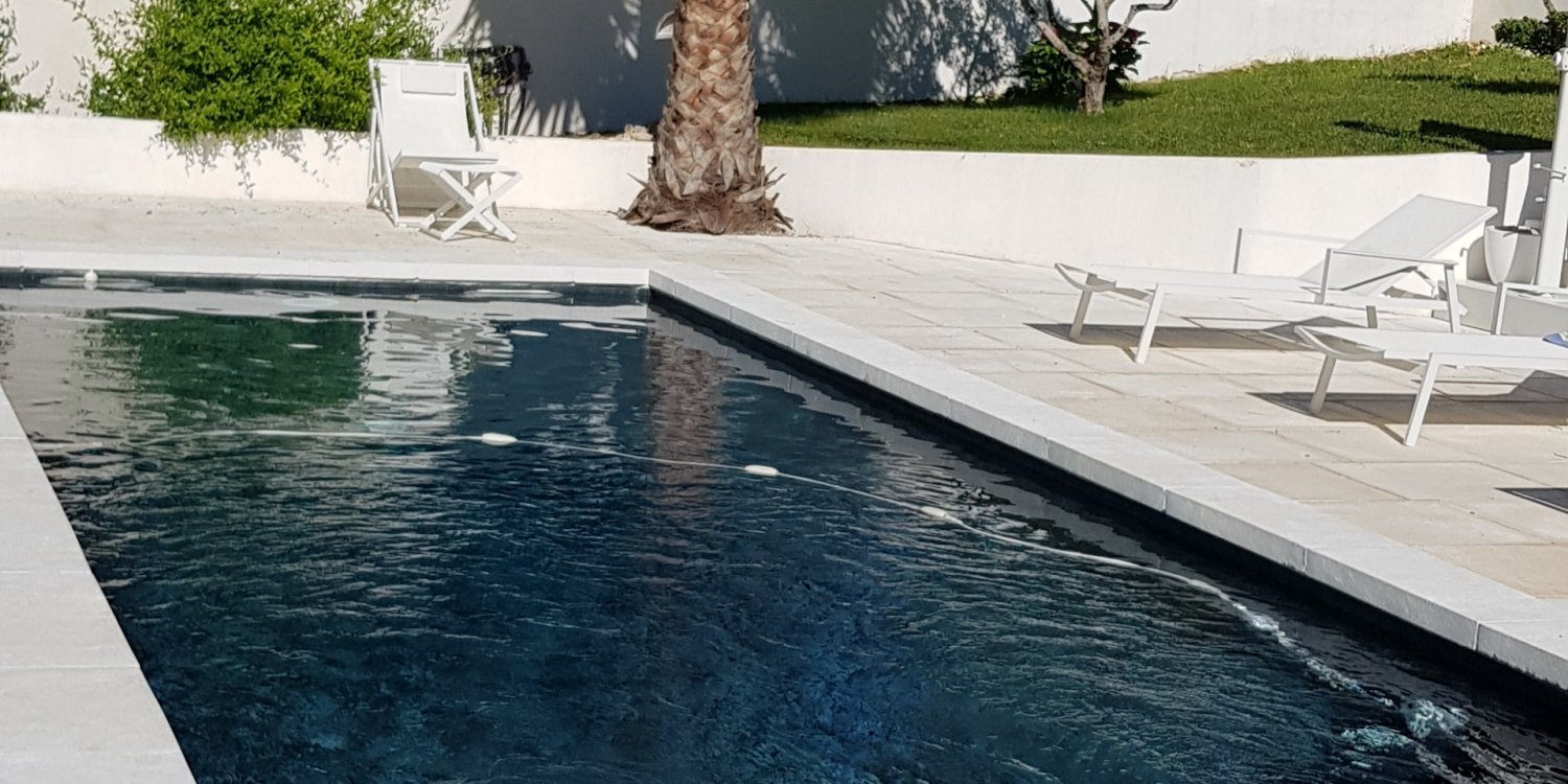 Photo 1 - Villa with swimming pool and terrace - Piscine