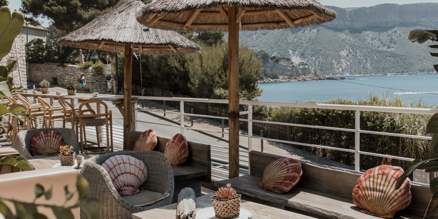 Photo 0 - Grande terrasse de 118 m² face à la mer et espace intérieur 97 m² décorés avec goût - La terrasse