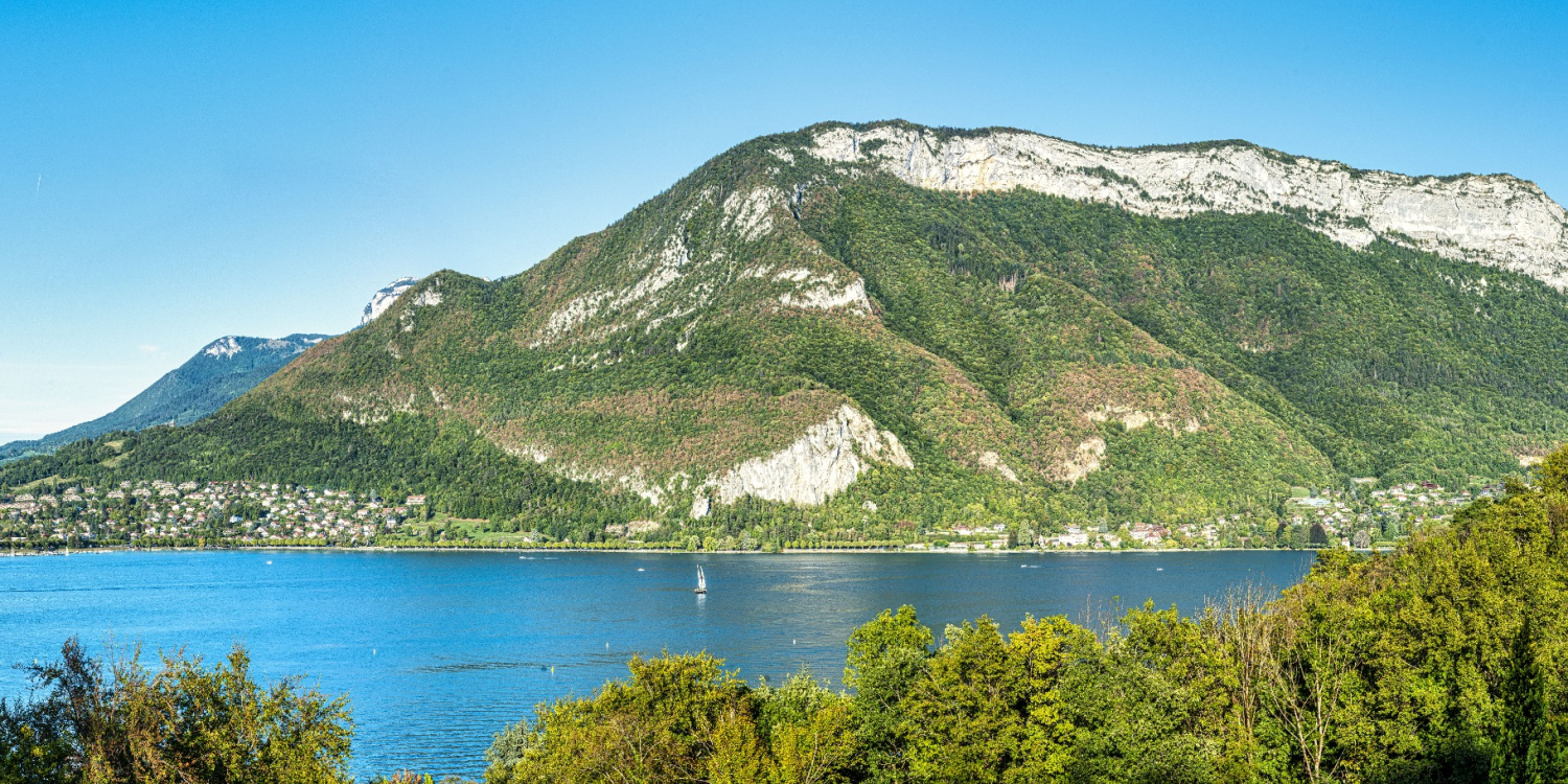 Photo 1 - Hôtel avec Spa sur les hauteurs du lac d'Annecy - Vue Lac de l'Hôtel
