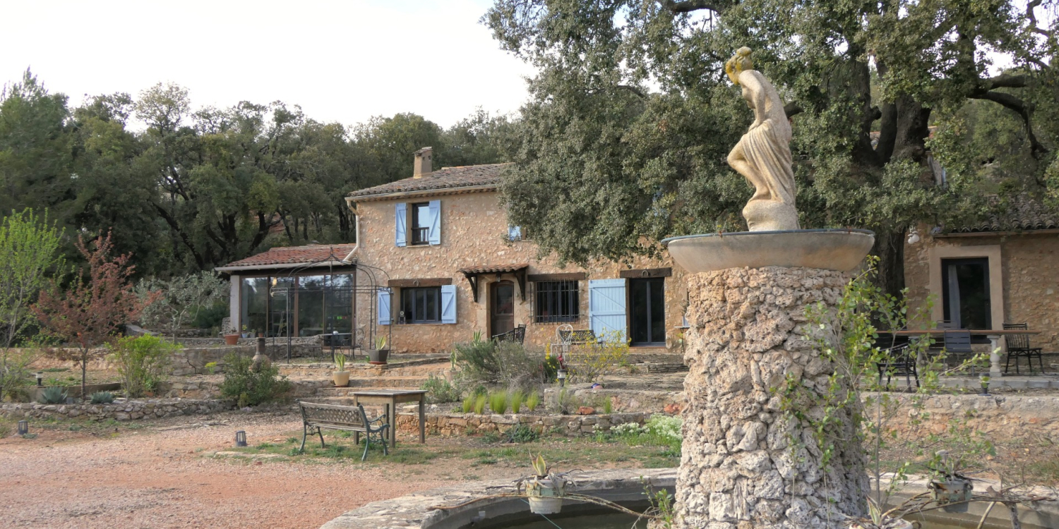 Photo 0 - Domaine champêtre au cœur de la Provence Verte - La bastide de 300 ans, avec 15 couchages.