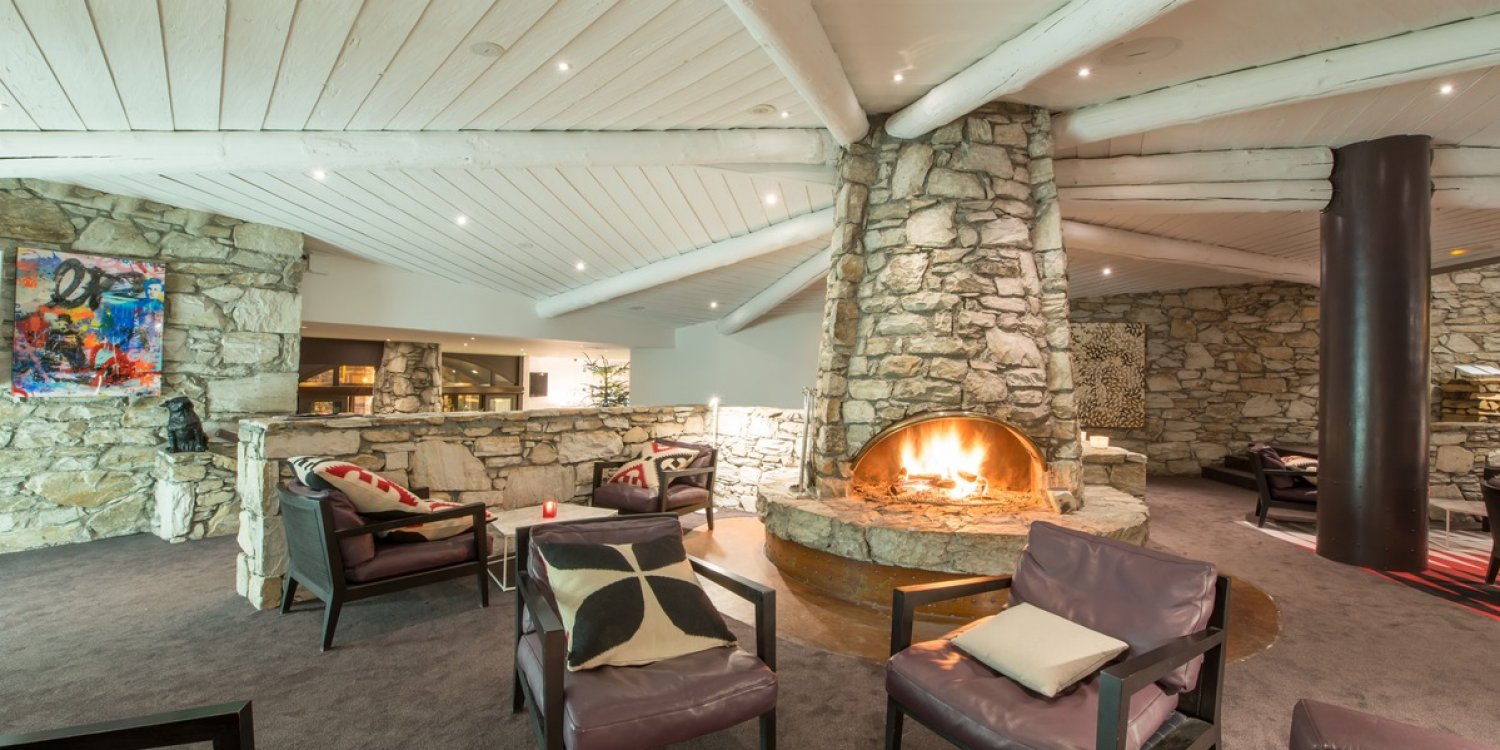 Photo 0 - Bar & restaurant avec vue 360° sur les montagnes des Alpes - Salon des pièces de monnaie
