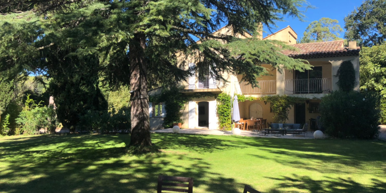 Photo 1 - Un lieu magique pour vos journées Aix en Provence  - La maison et le jardin