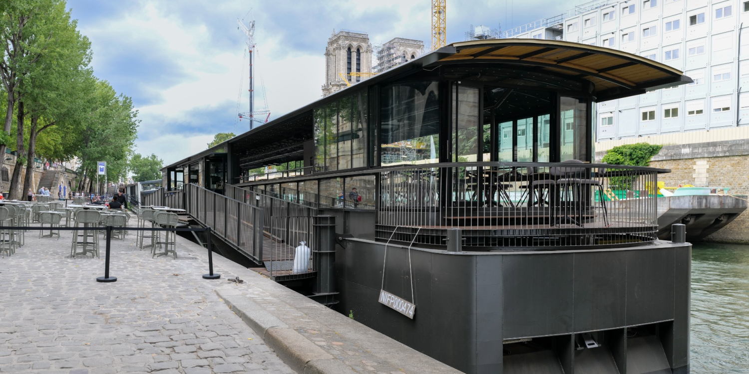 Photo 0 - Restaurant flottant avec vue sur Notre-Dame - vue du quai 