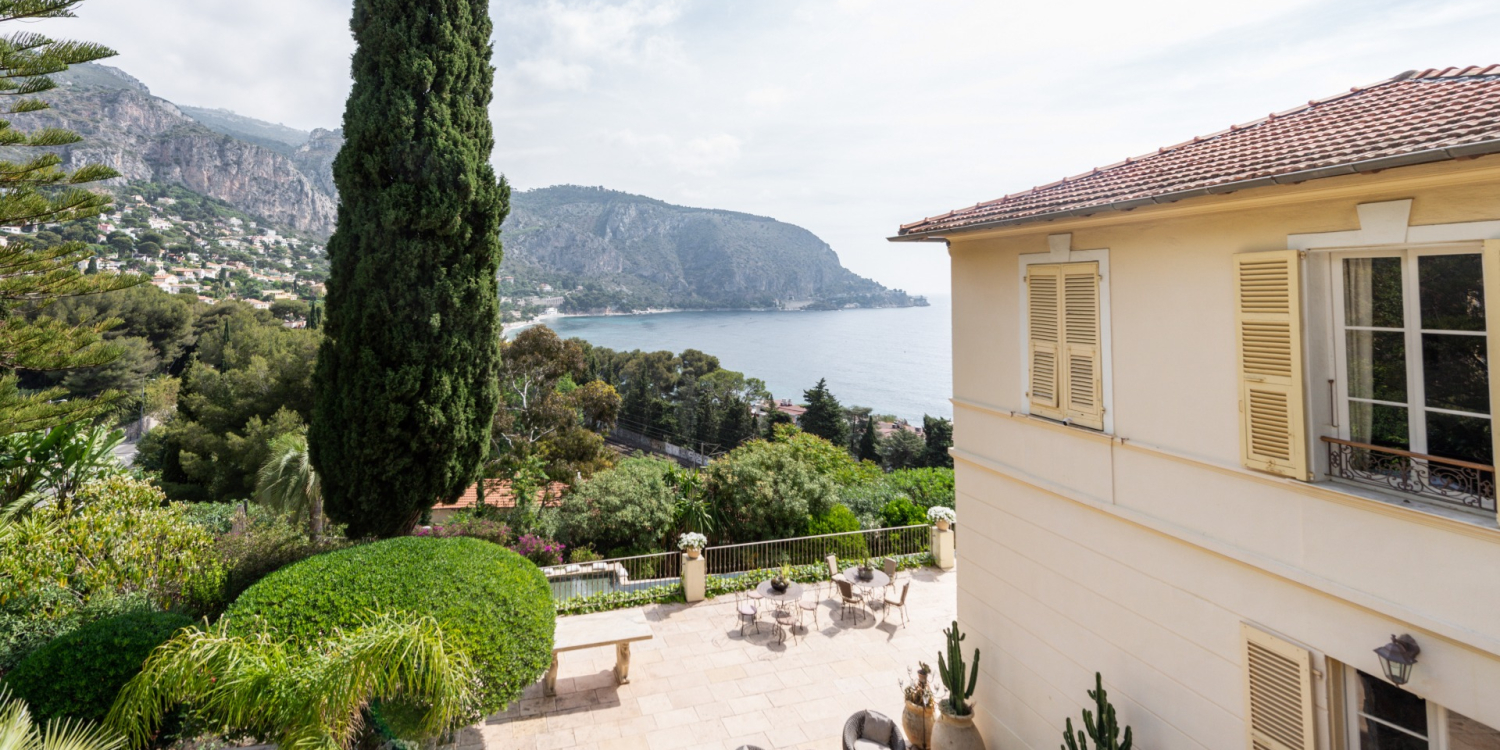 Photo 0 - Villa Toscane avec piscine et un panorama sur la baie de Eze - 