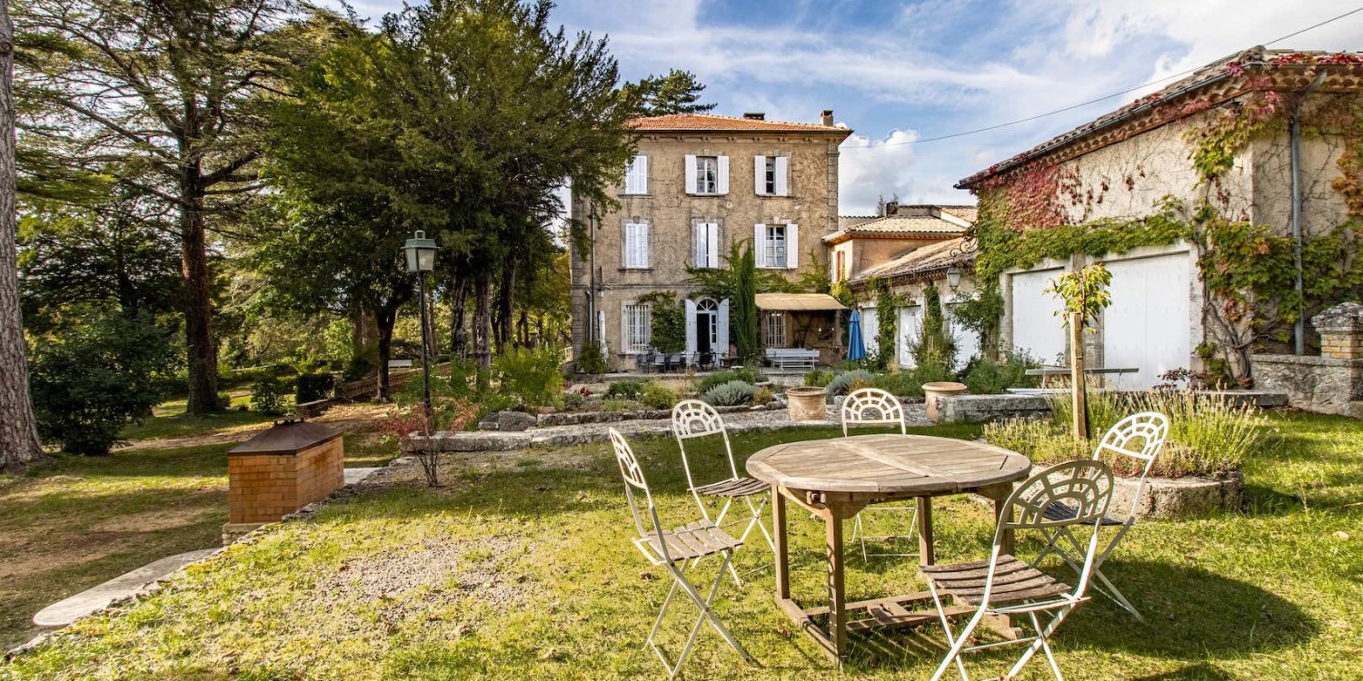 Photo 1 - A farmhouse in the heart of Provence - La domaine et le terrain