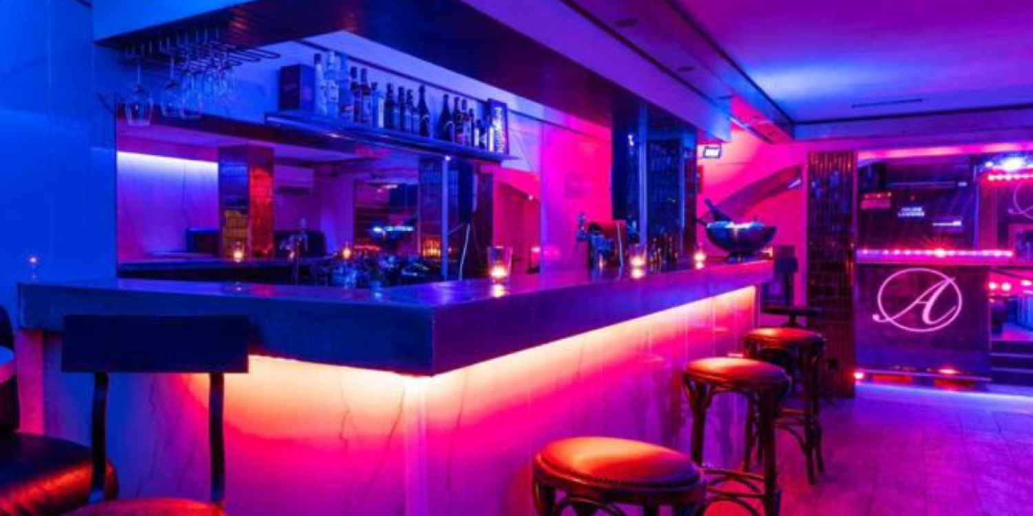 Photo 0 - Nightclub - Bar et salle du haut