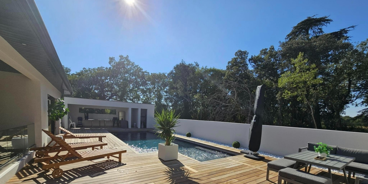 Photo 1 - Grande villa neuve et contemporaine au calme dans la nature  - La maison et la piscine