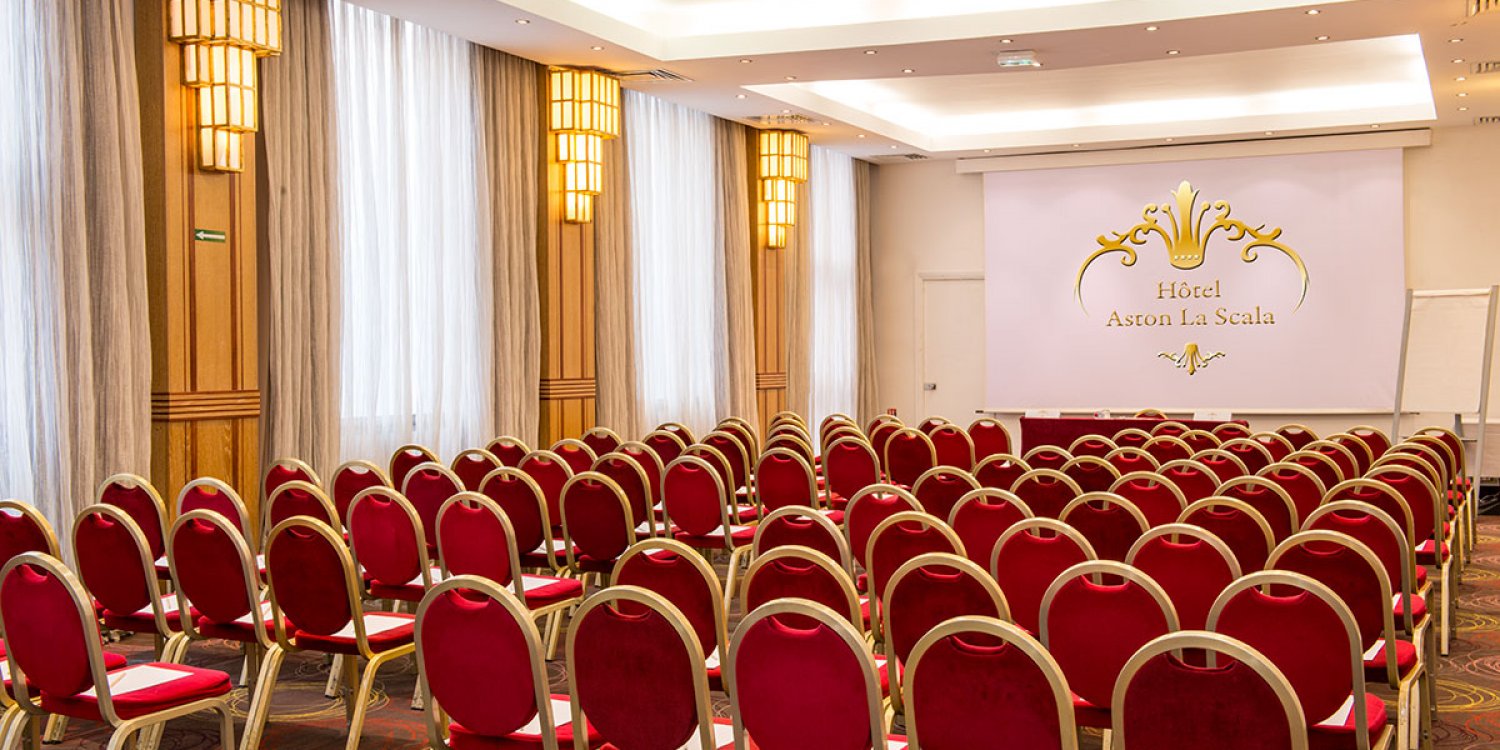Photo 0 - Large lounge and seminar rooms with beautiful Nice city views  - 