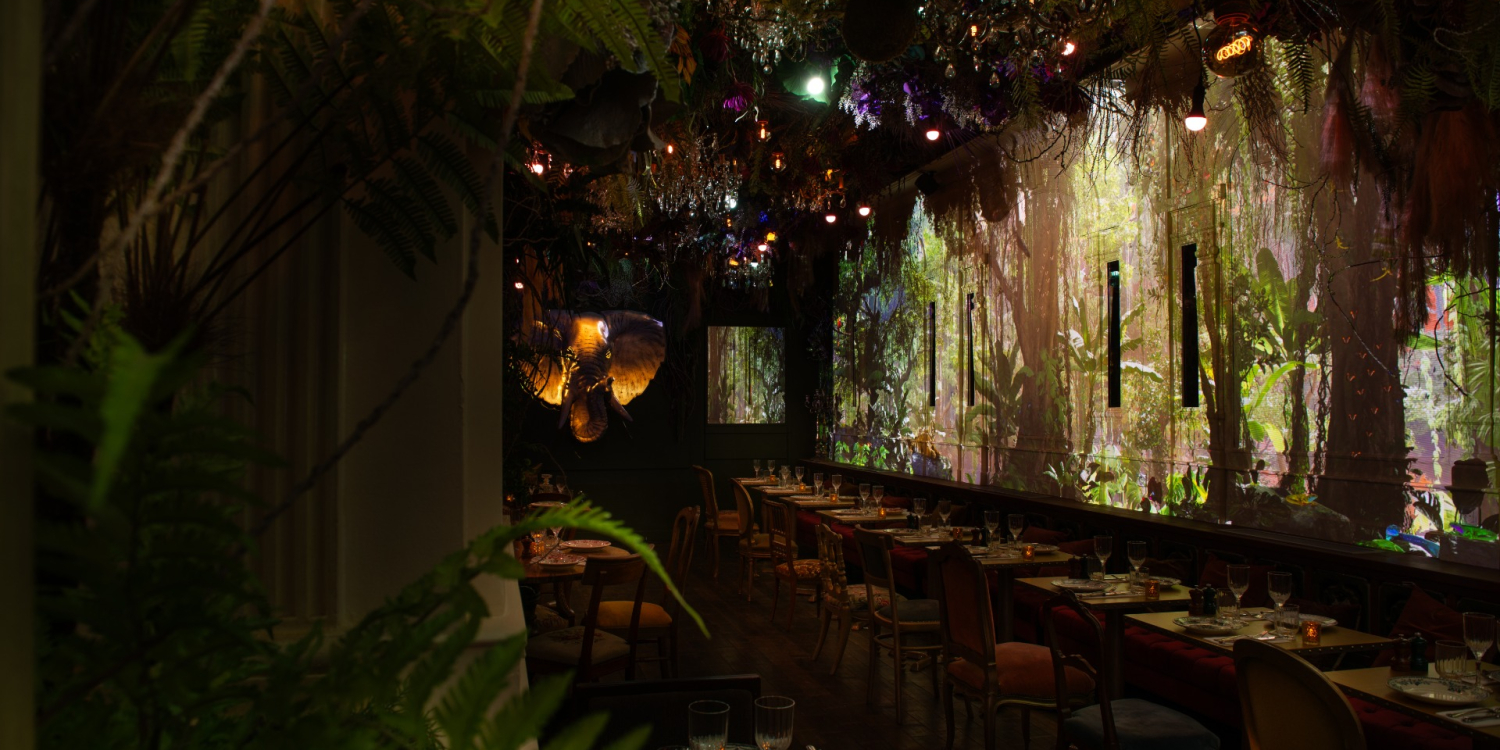 Photo 1 - Escapade dans la jungle dans un restaurant immersif parisien  - 