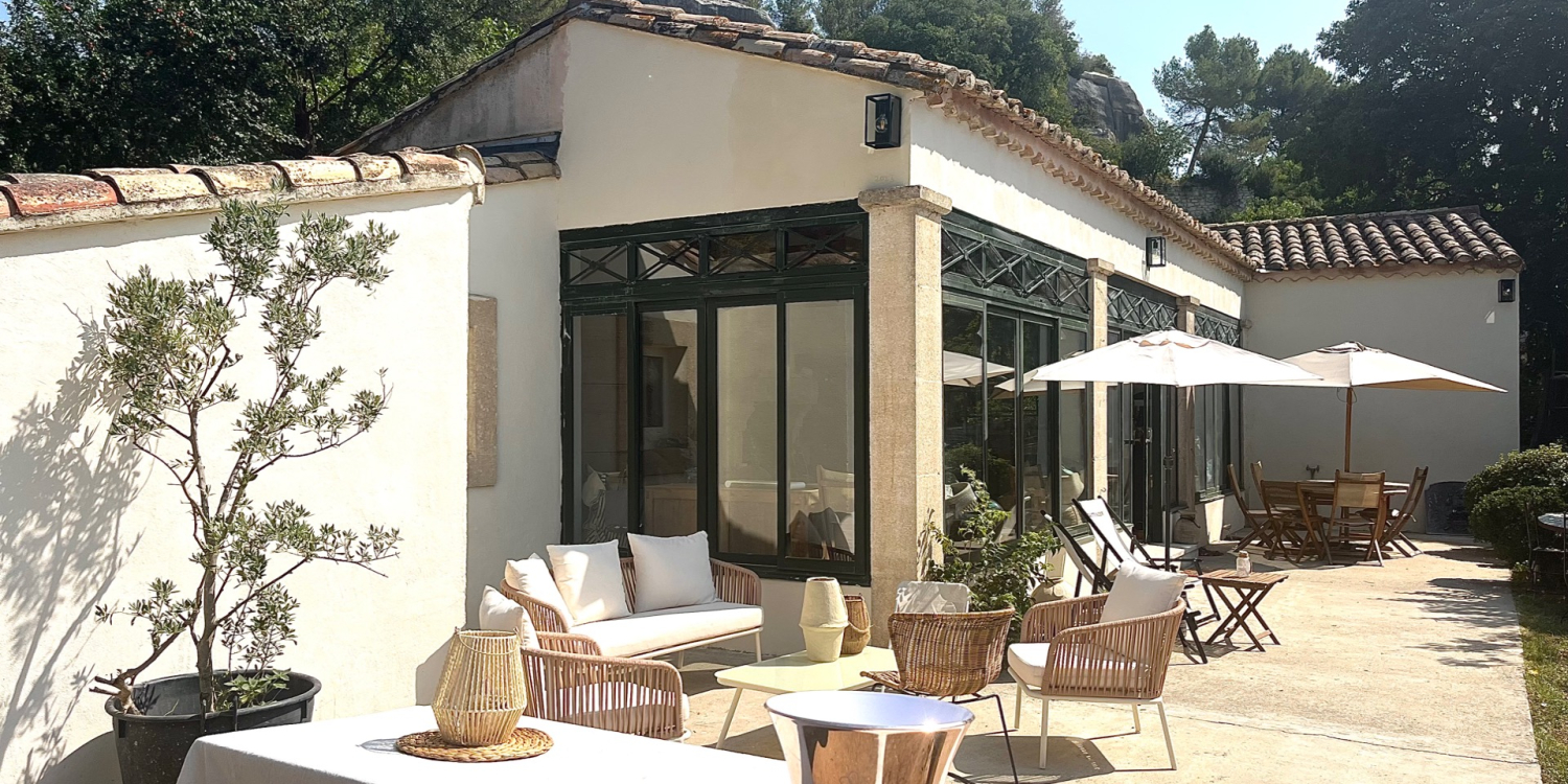 Photo 0 - Maison aux Baux de Provence - Salon extérieur de la terrasse 