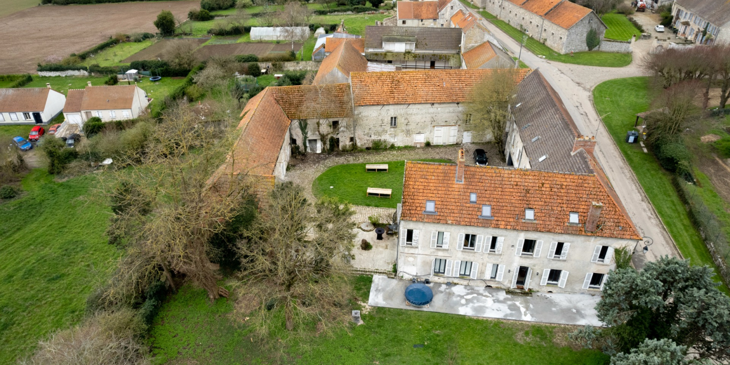 Photo 0 - 700 m² farm located 45 min from Paris - Vue de l'ensemble de la Maison qui forme un 