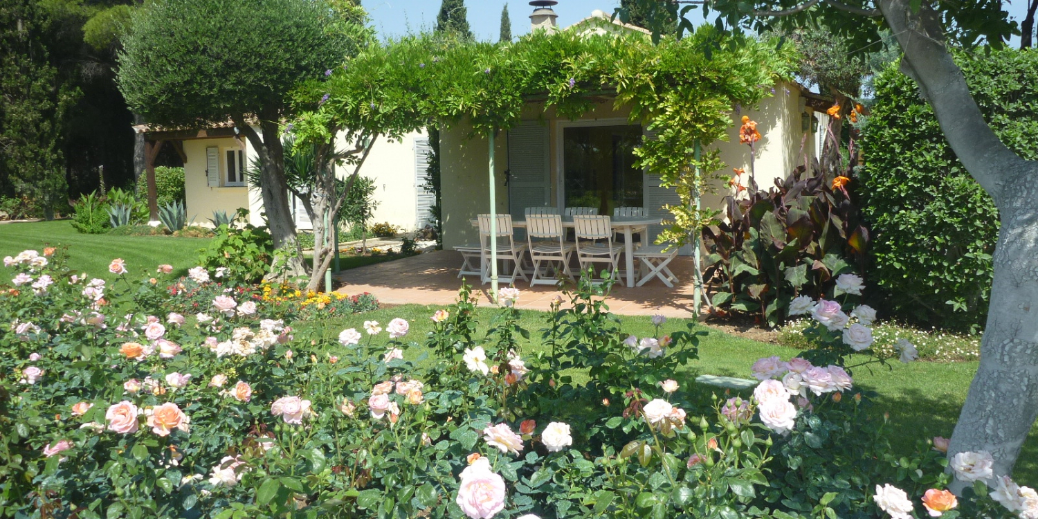 Photo 10 - Prestigious property on 3 hectares with a sea view - Gîte provençal de 160 m² sur le domaine