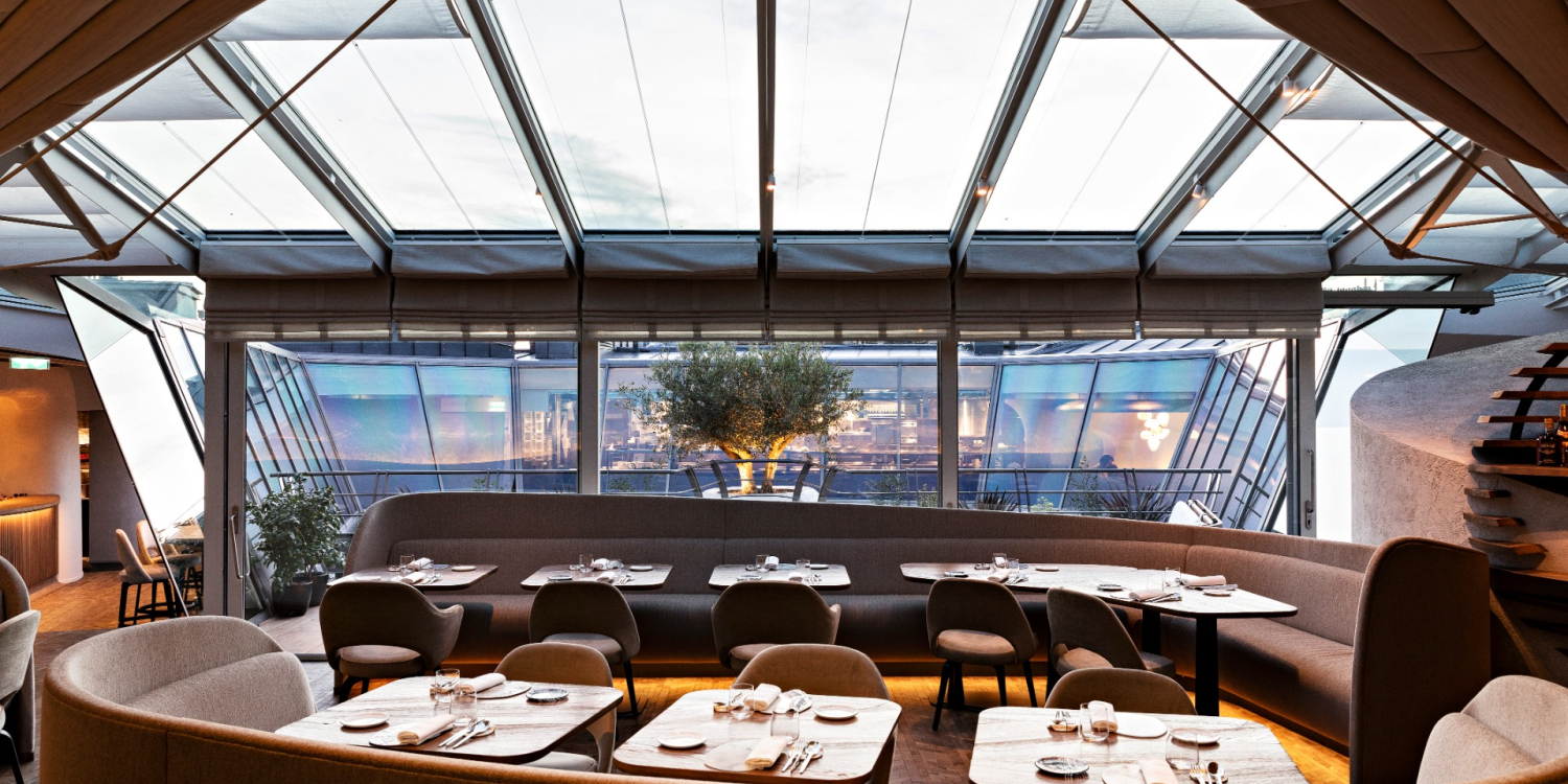 Photo 0 - Restaurant au coeur du Triangle d'Or au sixième étage d'un immeuble haussmannien avec terrasse - Salle du restaurant