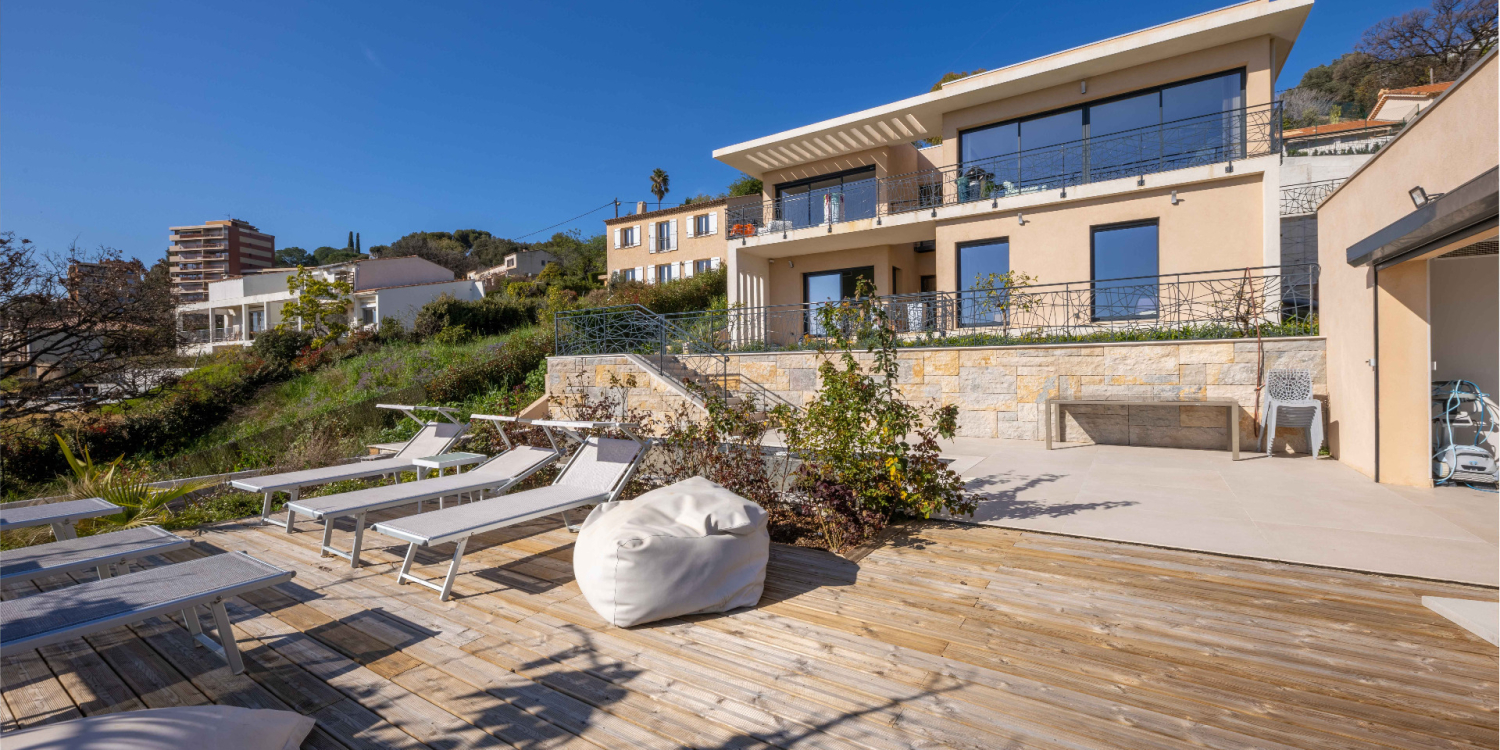 Photo 0 - Villa avec piscine, jardin et vue mer - 