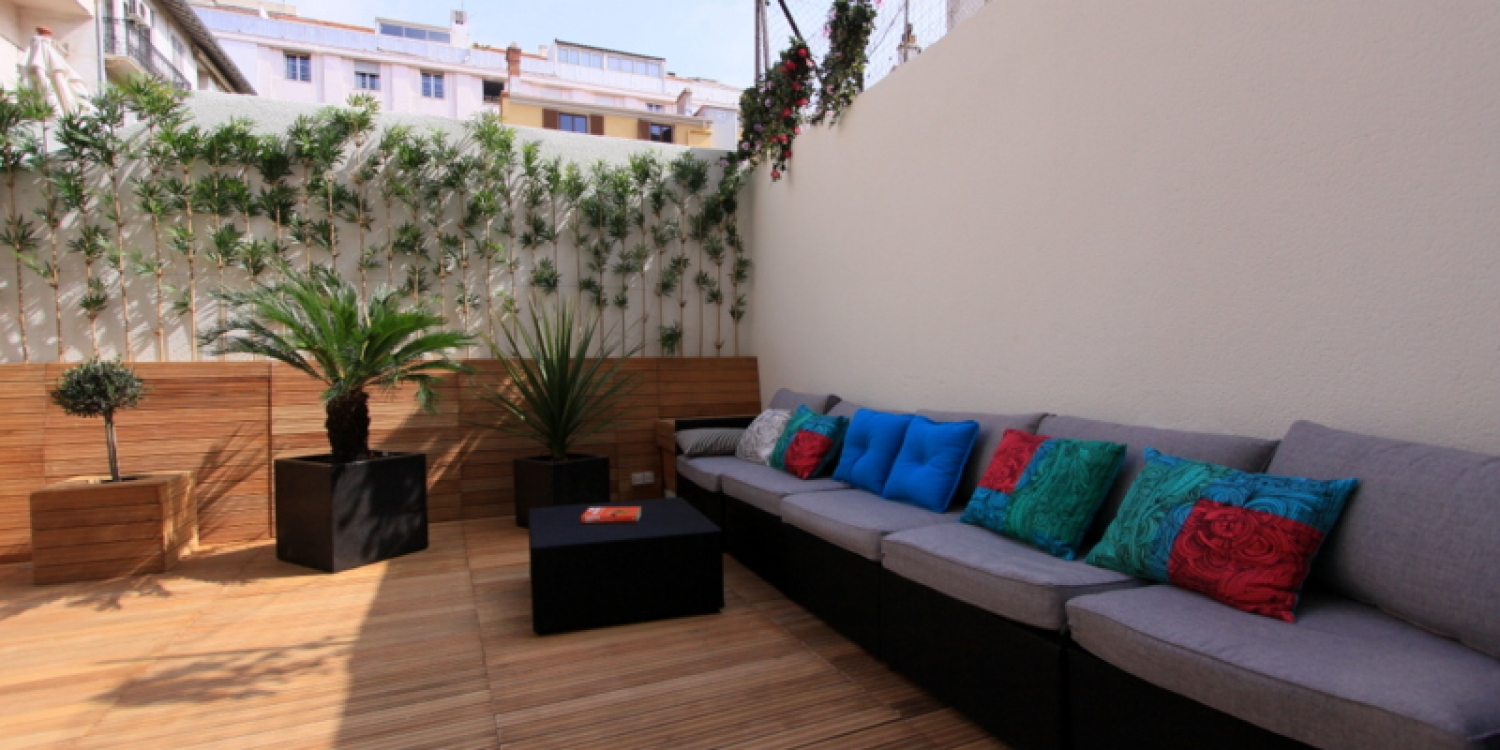 Photo 1 - Appartement de Luxe avec Grande Terrasse au centre de Cannes - Canapé extérieur