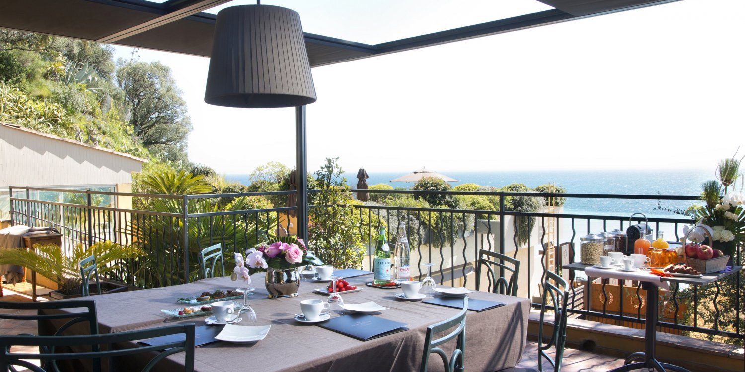 Photo 1 - Gorgeous terrace combining blue sky, sea and greenery, the best views of 