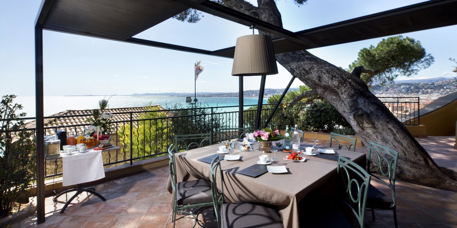 Photo 2 - Magnifique terrasse alliant ciel bleu, mer et verdure, les plus belles vues de la Baie des Anges - 