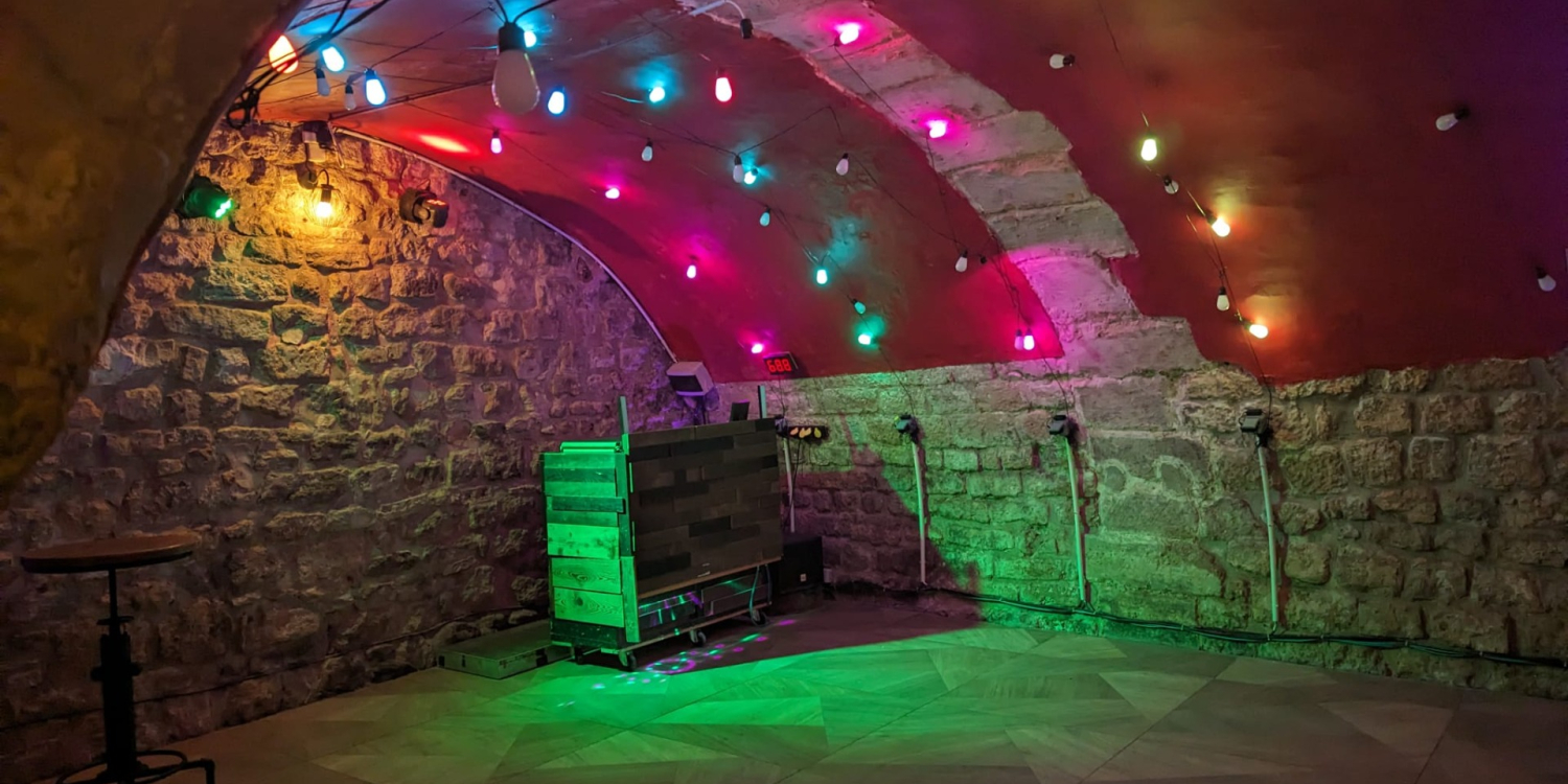 Photo 10 - Atypical room in Saint Paul, 250 m² divided into 3 spaces, complete sound & lights equipment - 
