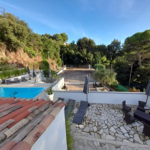 Photo 13 - Belle villa avec terrasse, piscine et tennis privés - 