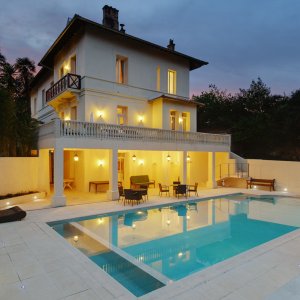 Photo 1 - Central Cannes Villa, Large Pool Area,Perfect for Entertaining, 10 Minutes Walk to the Palais  - 