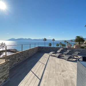Photo 1 - Cannes Penthouse 4 chambres avec grande terrasse et vue mer, à 5 minutes du Palais - 