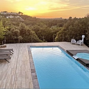 Photo 3 - Swimming pool with splendid view - 