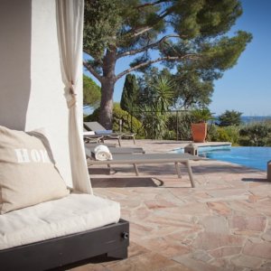 Photo 10 - Charmant mas provençal, splendide vue mer, piscine chauffée à débordement - La Crespina 