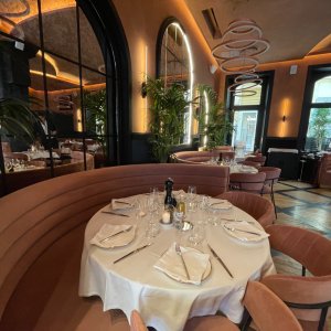 Photo 1 - Italian restaurant in the center of Cannes, 5 minutes walk from the Palais des Festivals - 