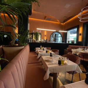 Photo 3 - Italian restaurant in the center of Cannes, 5 minutes walk from the Palais des Festivals - 