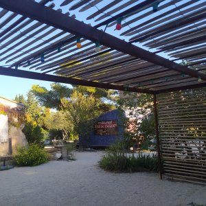 Photo 12 - Restaurant dans un Mas Provençal au coeur des Alpilles - 