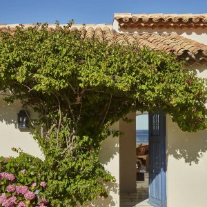 Photo 26 - Magnifique villa de luxe proche Saint-Tropez - Façade entrée