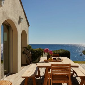 Photo 30 - Magnifique villa de luxe proche Saint-Tropez - déjeuner coté mer
