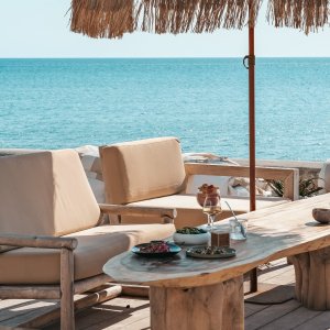 Photo 11 - 250m2 terrace overlooking the Mediterranean - Petit-déjeuner, brunch, apéritif coucher de soleil, tapas à partager, nos équipes sont là pour vous servir