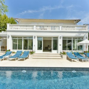 Photo 3 - Villa de 300m2 avec piscine en plein centre de Cannes Croisette  - Villa et Piscine 
