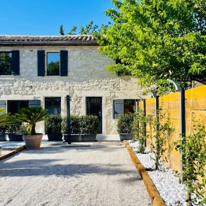 Photo 2 - Superb Provençal farmhouse with swimming pool and jacuzzi - 